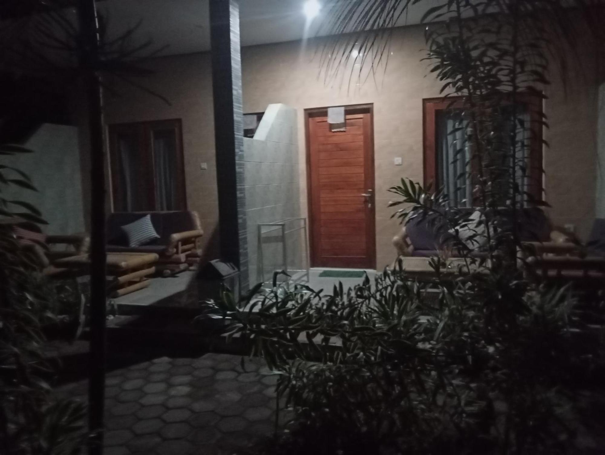Belong Home Stay Lembongan Esterno foto